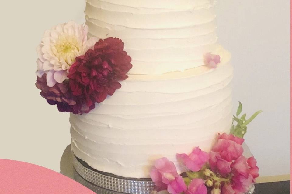 Flowers and buttercream cake