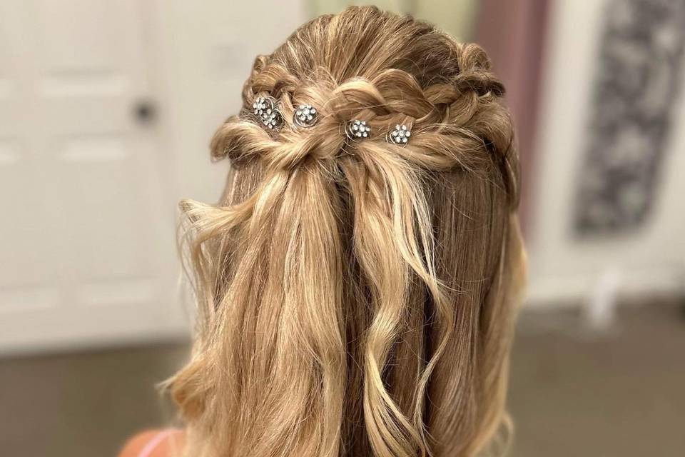 Half Updo