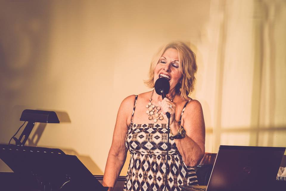 Karen, vocalist