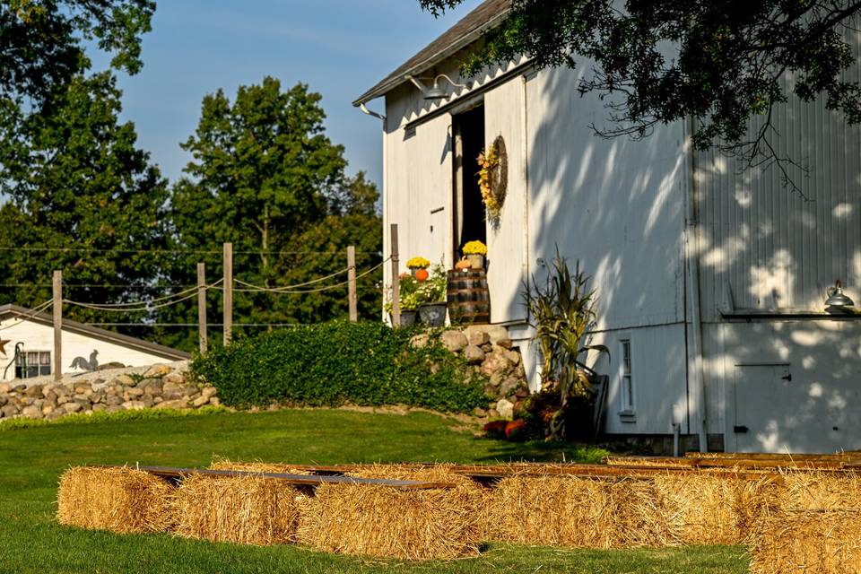 Wedding next to Barn