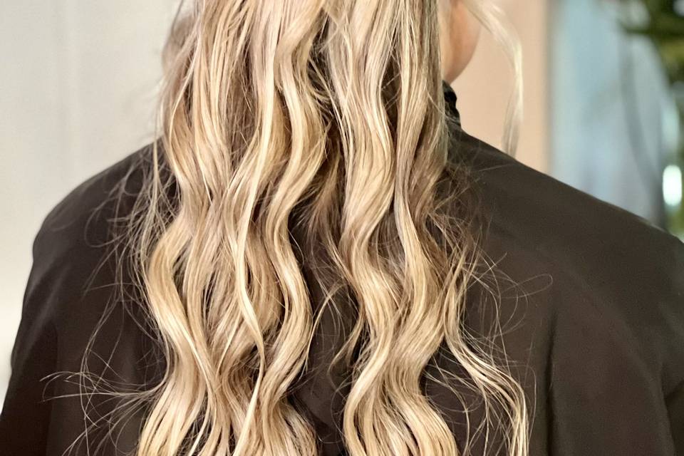 Half up/down with knot