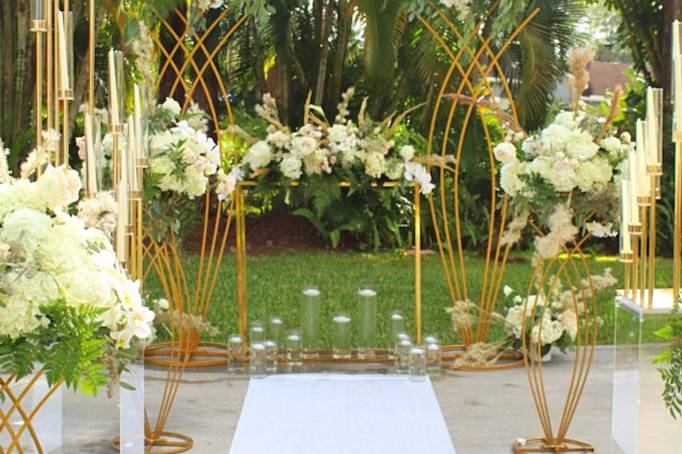 Gold and White Aisle Ceremony