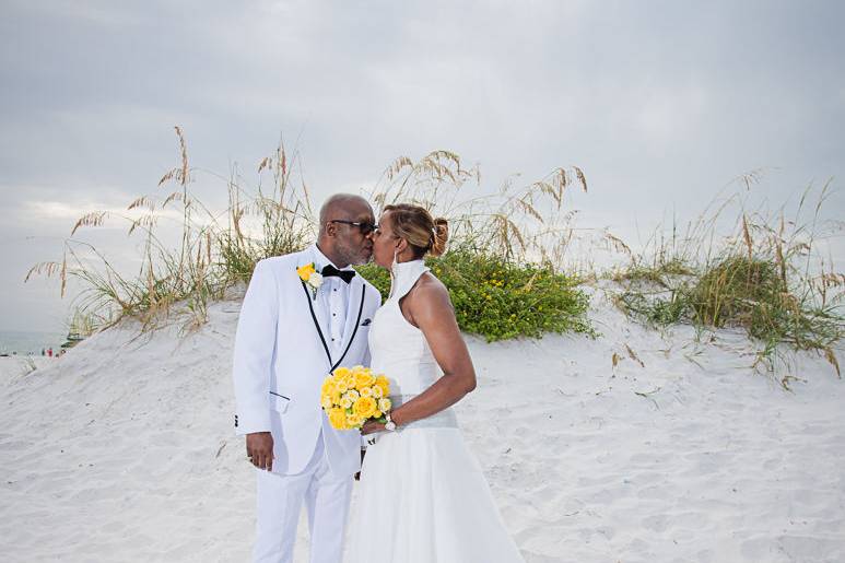 Wedding at Hilton Resort and Spa Clearwater Beach, FL.#truelovephotography#tammyjlackorephotographer