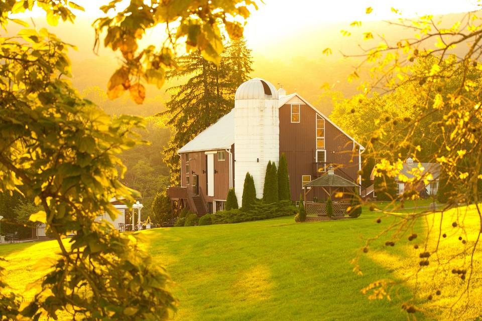 Ostertag Vistas's barn