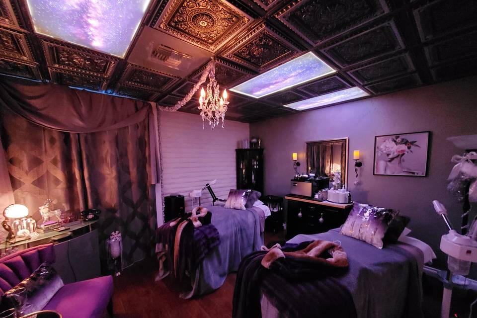 Hollywood Glam Suite