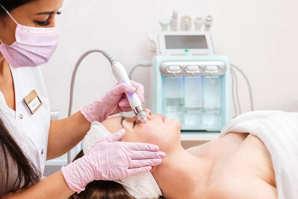 Microdermabrasion/Hydro