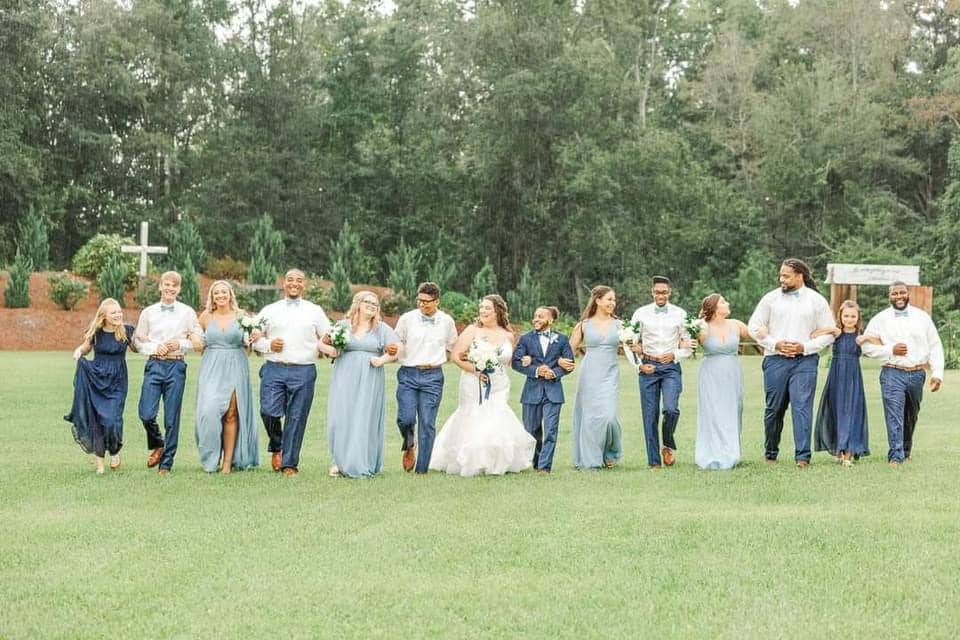 What a beautiful bridal party