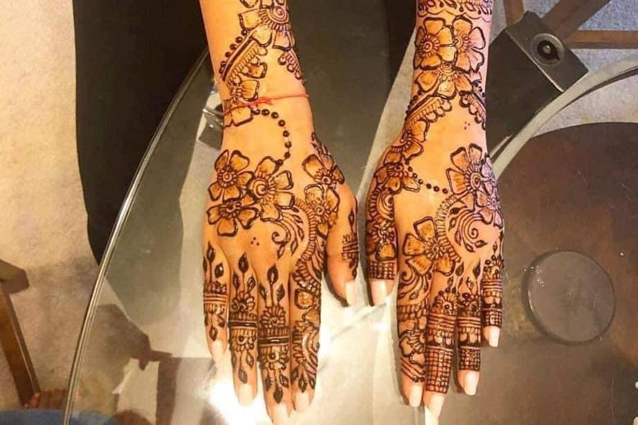 Bridal henna