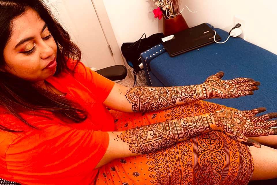 Bridal henna