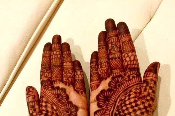 Bridal henna