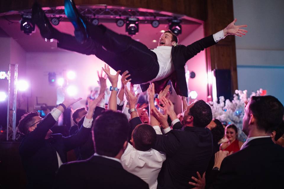 Raising the roof - Phrank Photography