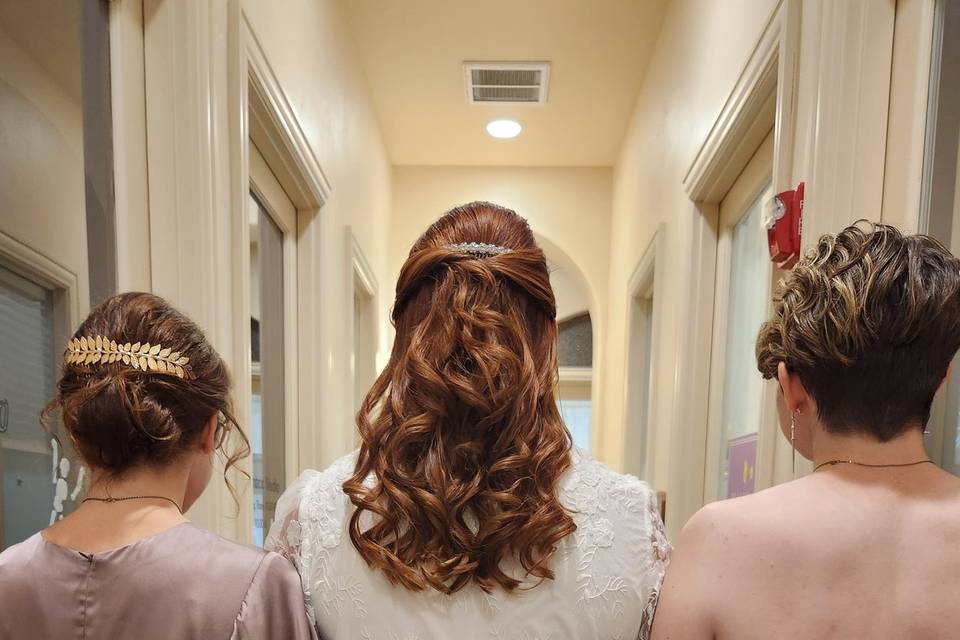 Mother, bride and sister