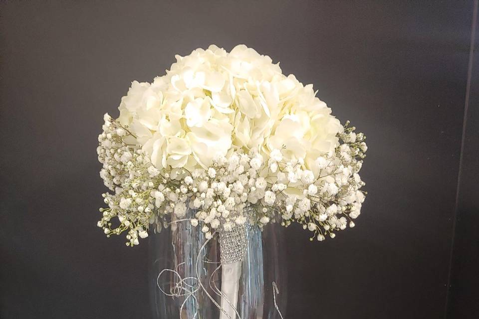 Elegant flower display