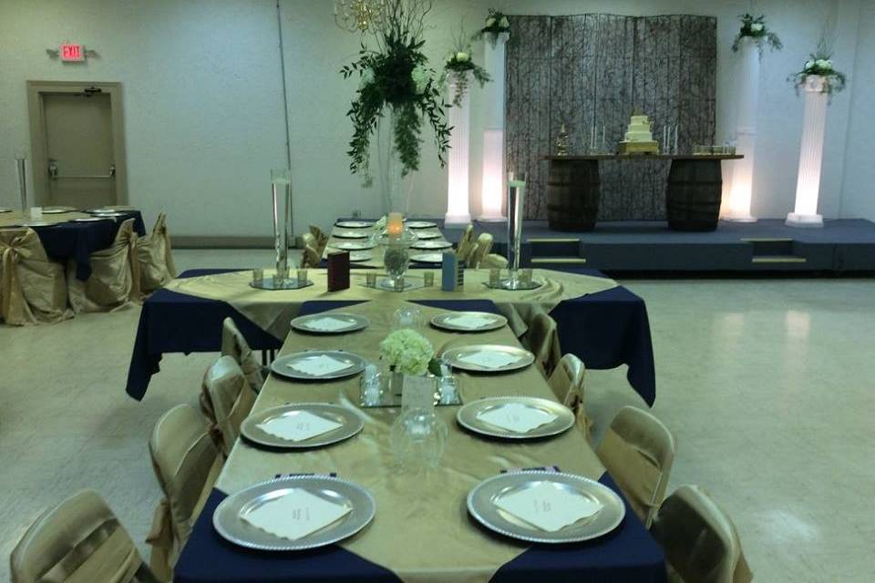 Long table setup