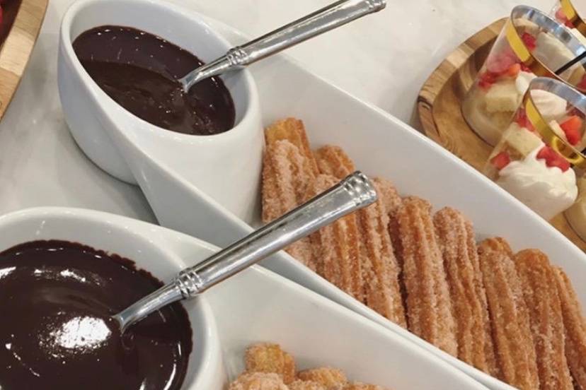 Churros with chocolate sauce