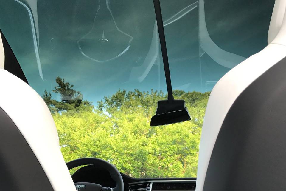 Panoramic windshield for views