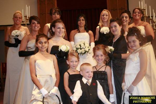 Huber Wedding BridesMaides, Flower Girls, & Ring Barer
Copyright © Joshua Deardens Photography - All Rights Reserved