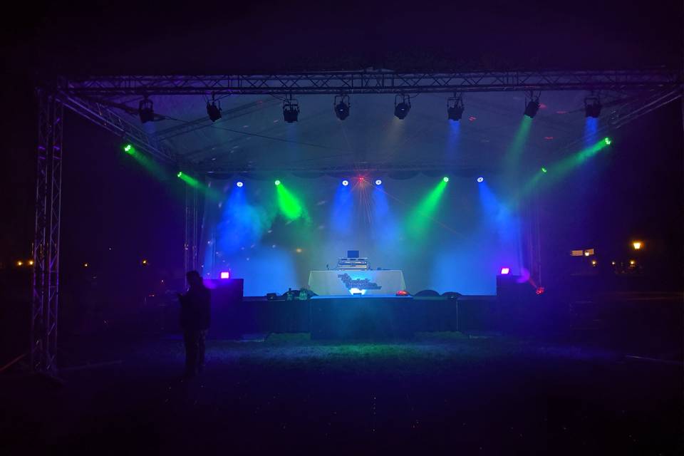 Super Premium stage and lights