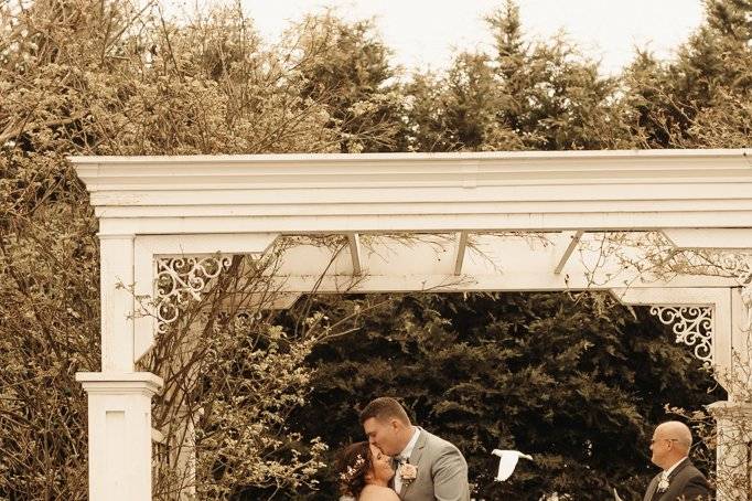 Enumclaw spring wedding