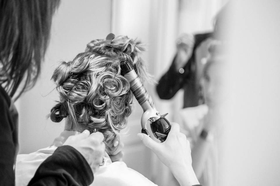 Momma doing the bride's Hair