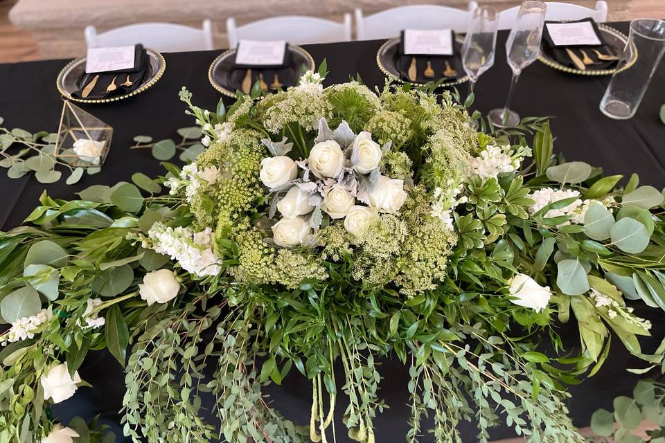 Arch Garland Centerpice