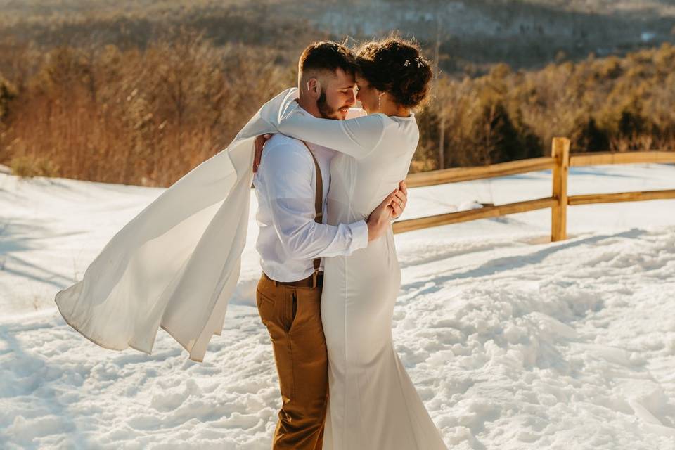 Winter Mountain Wedding, Maine