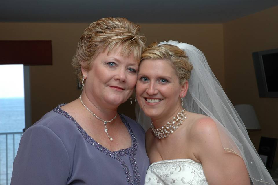 bride & mother