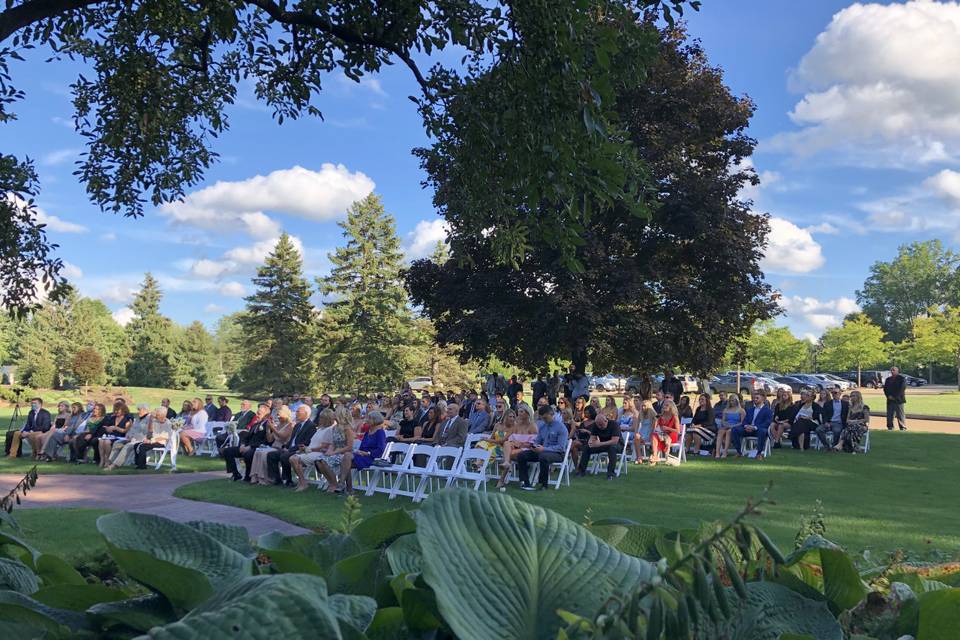 Outdoor Ceremony Toms Country