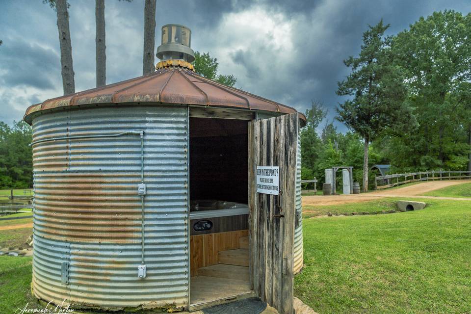 Hot Tub 1 in Silo