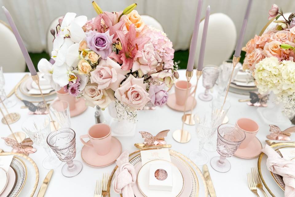 Luxe table details