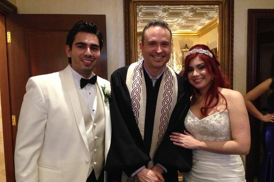 Amazing Ceremonies - Bilingual Musical Officiant