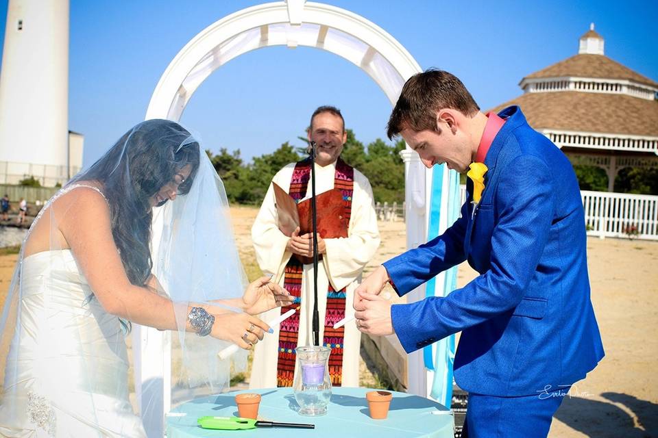 Amazing Ceremonies - Bilingual Musical Officiant