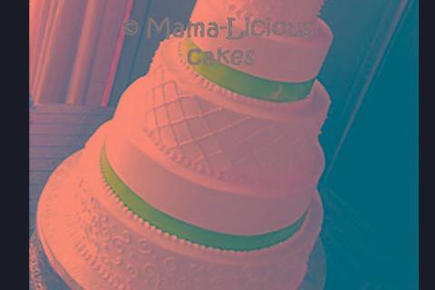 Mama-Licious Cakes