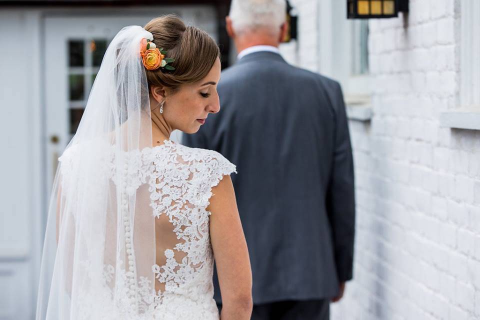 Floral hair accessory