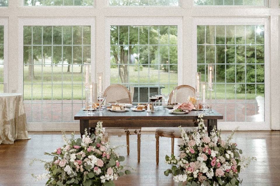 Sweetheart Table