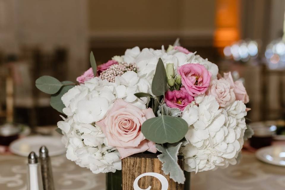 Pink and white centerpiece