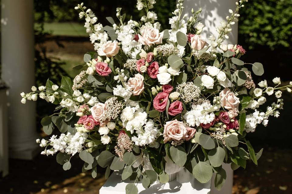 Pink and White Ceremony