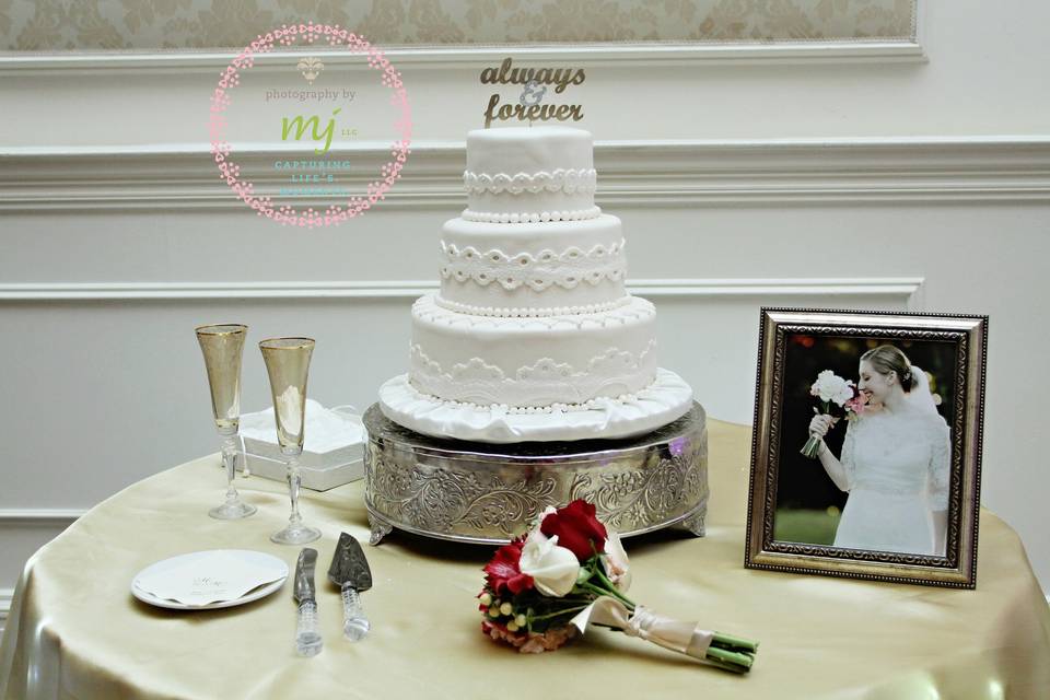 Fondant Wedding Cake