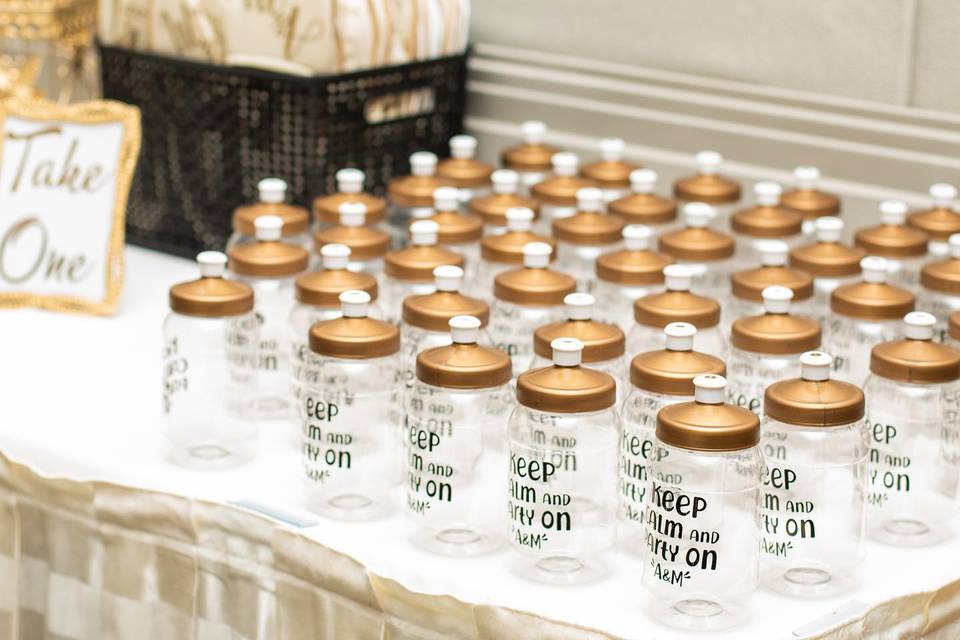 Wedding favors for your guests
