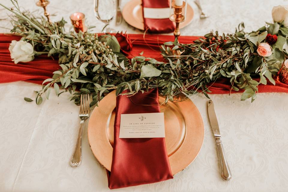 Table garland