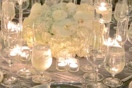 Short White Centerpiece