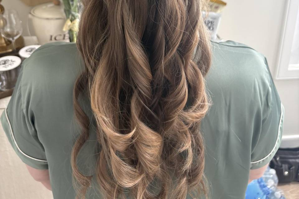 Hairstylist: Alliyah