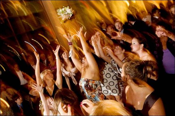 TOP TIER - Nashville's Premier Wedding & Corporate Band and DJ Services   Your Band and DJ for Weddings, College Functions, Festivals, Class  Reunions, Military Balls, Corporate Events, Fundraisers, Birthday Bashes,  Holiday