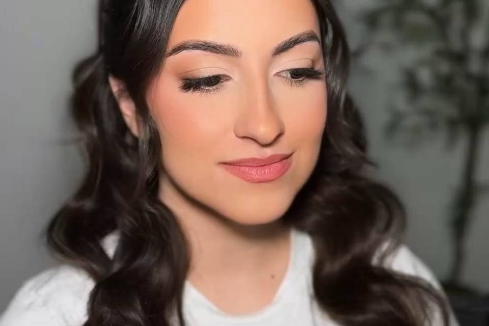 Soft glam makeup
