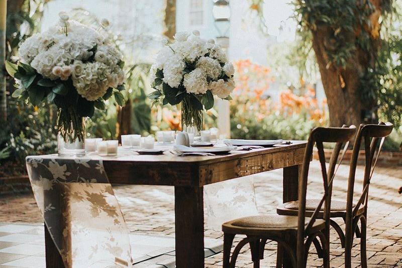Sweetheart's table