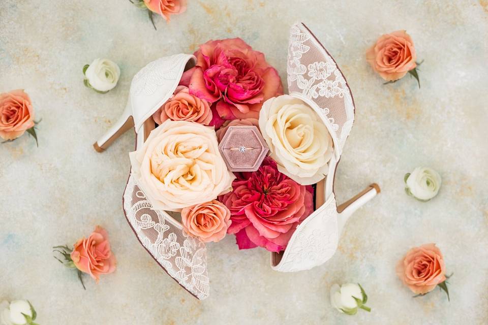 Wedding details and florals