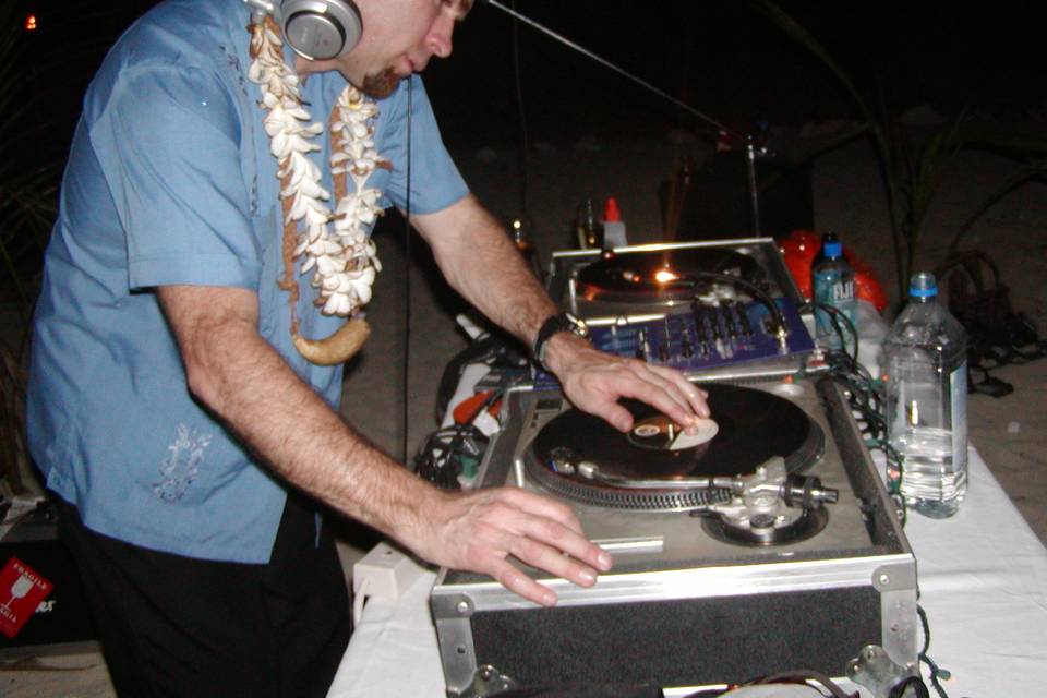 DJ Sol Mixing Vinyl in Fiji