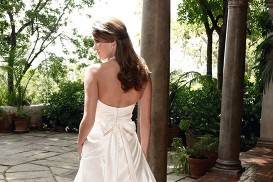 Simple Elegance Bridal and Formal Wear