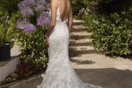 Simple Elegance Bridal and Formal Wear