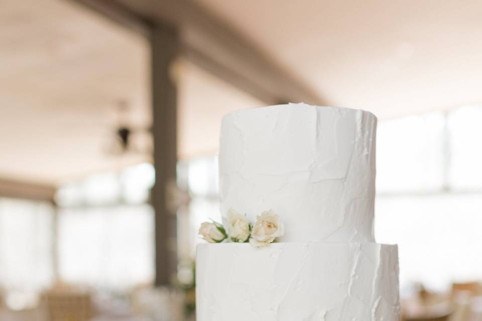 3-tier wedding cake